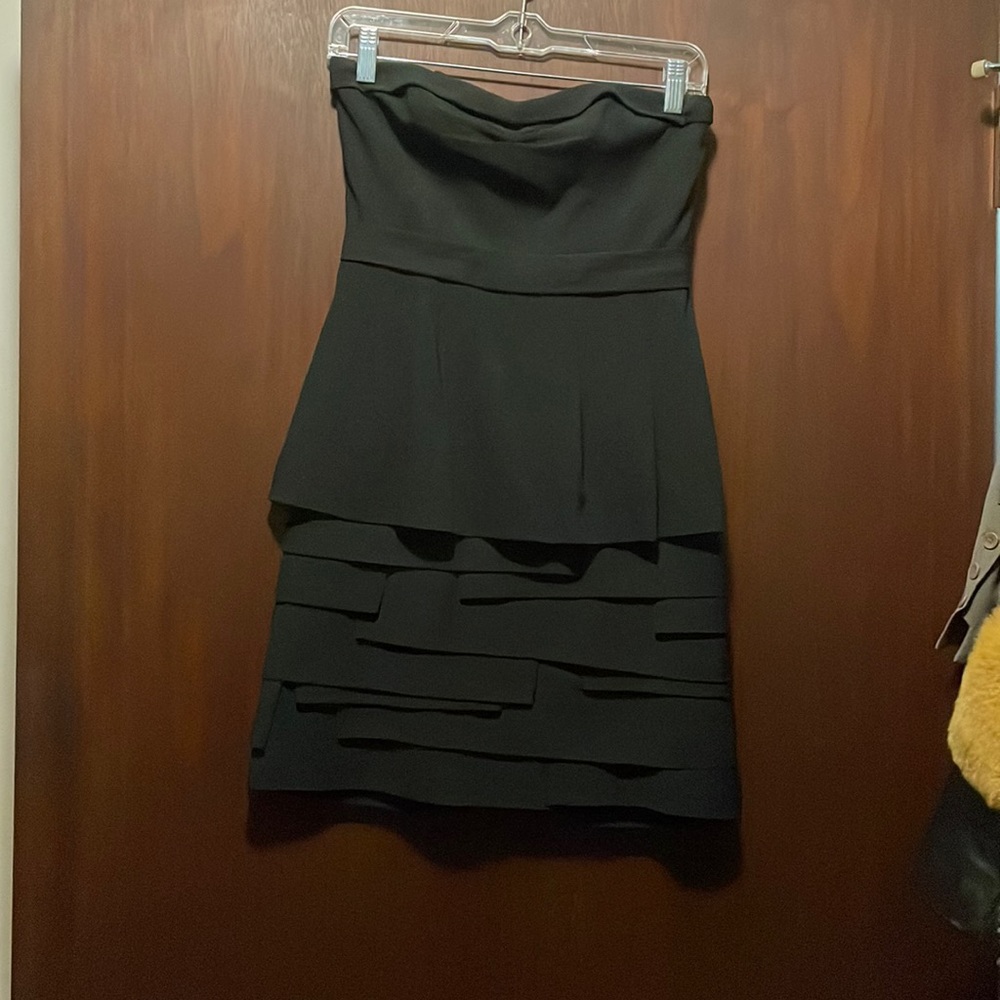 🚫SOLD🚫 BCBG Strapless Cocktail Dress